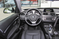 2016款宝马3系GT 320i 2.0T自动设计套装型 矿石白