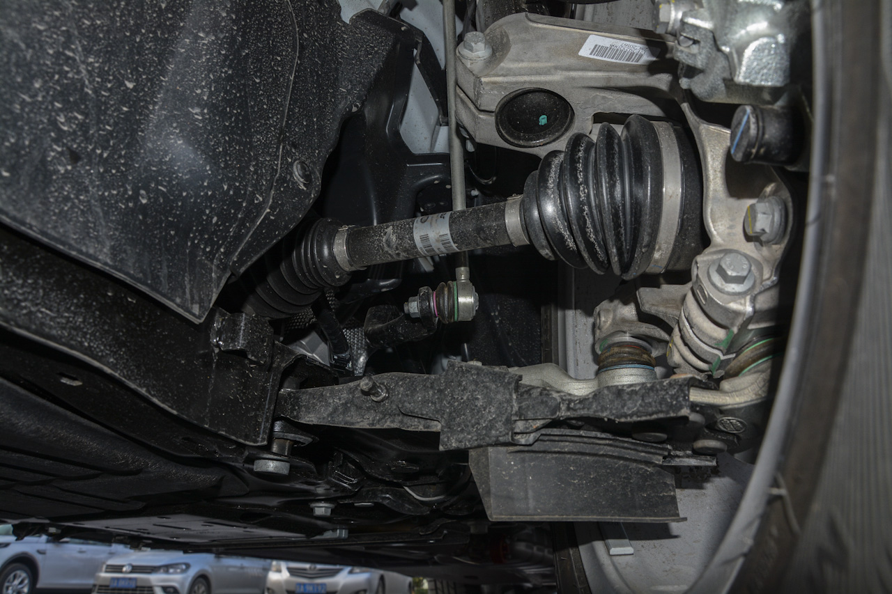 2018款发现神行2.0T自动HSE