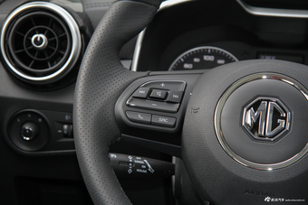 2017款名爵ZS 1.5L自动尊享互联网版