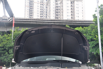 2014款昂科雷3.6L自动精英舒适型两驱