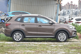 2016款荣威RX5改款 20T手动两驱豪华版