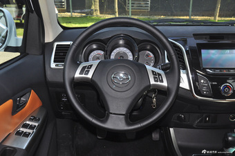 2015款黄海N1S 2.8T手动柴油四驱运动版