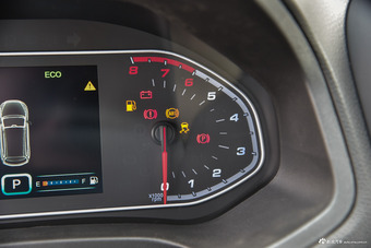 2017款瑞虎7 SPORT 1.5T自动精英版