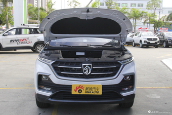 2018款宝骏530 1.5T手动舒适型国V图片