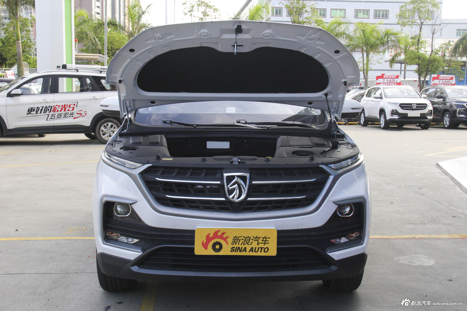 2018款宝骏530 1.5T手动舒适型