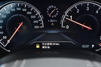 2018款宝马5系改款2.0T自动530Li领先型豪华套装