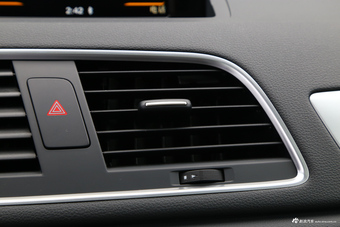 2017款奥迪Q3 2.0T自动35 TFSI时尚型 