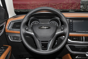 2017款众泰T300 1.5T自动尊贵型 