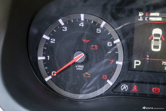 2016款传祺GA8 2.0T自动豪华版320T