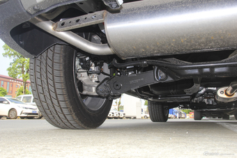 2017款哈弗H6 换代2.0T自动两驱智尚型蓝标