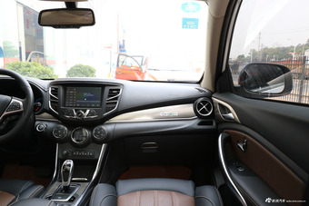 2017宋新能源DM 1.5TID自动四驱尊荣型