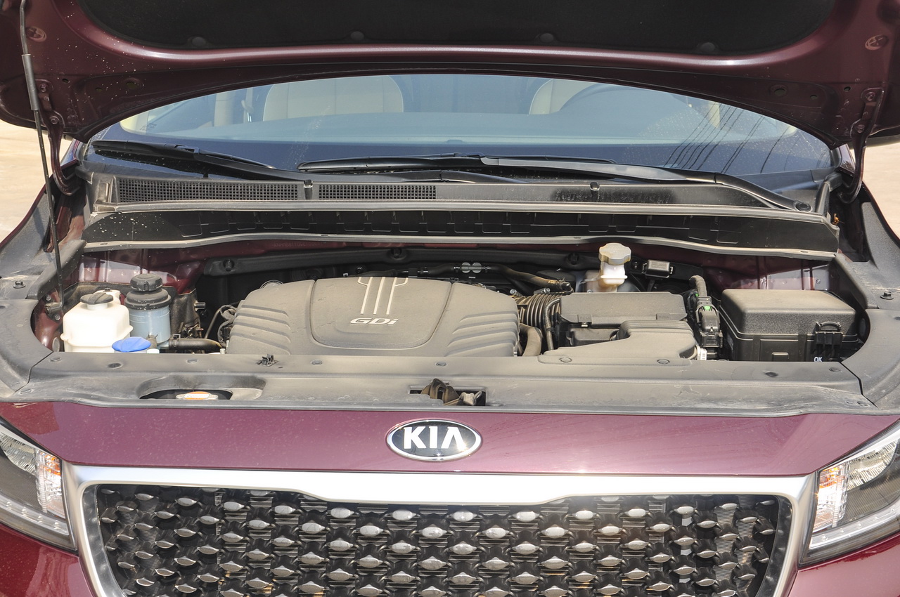 2015款嘉华（进口）3.3L自动豪华版 国IV