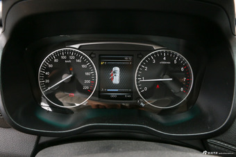 2016款斯威X7 1.8L手动豪华型