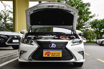 2015款雷克萨斯ES 2.5L自动300h尊贵版图片