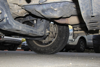 2016款驭胜S350 2.0T自动两驱汽油豪华天窗版5座 