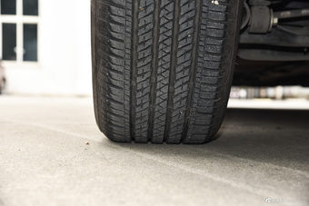 2015款纳5 1.8T自动旗舰型