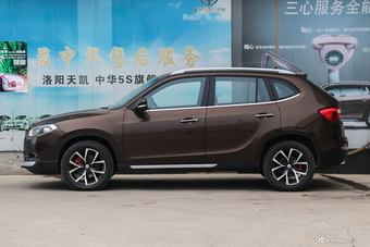 2016款中华V5 1.5T自动两驱智能型