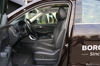 2018款宝沃BX7 2.0T自动28T四驱旗舰型7座