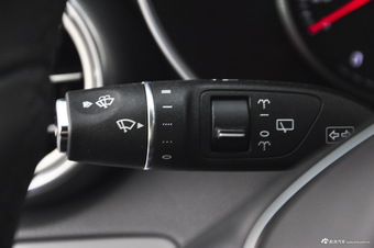 2017款奔驰GLC200 2.0T自动 4MATIC