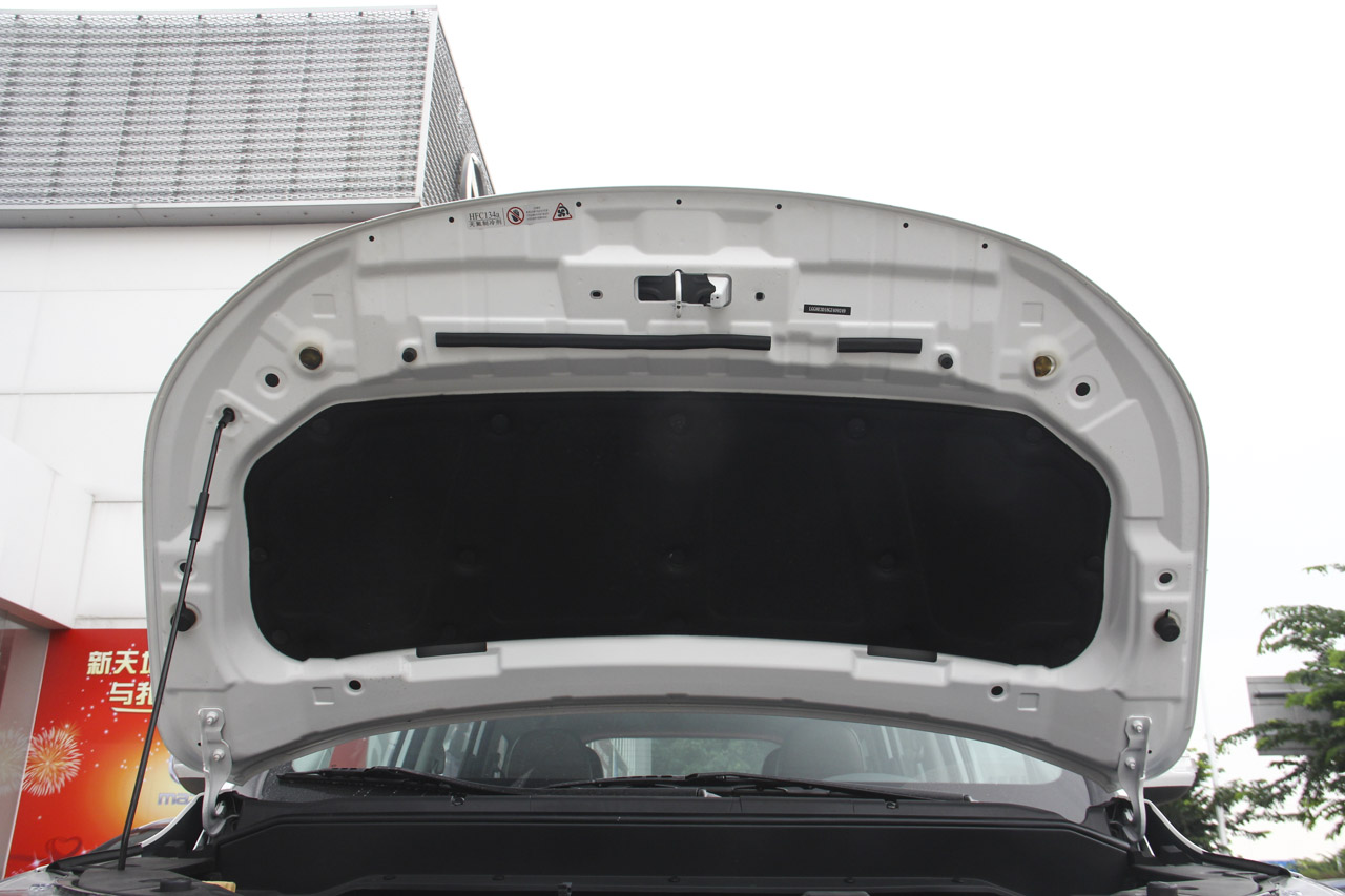 2016款风行SX6 2.0L手动尊享型