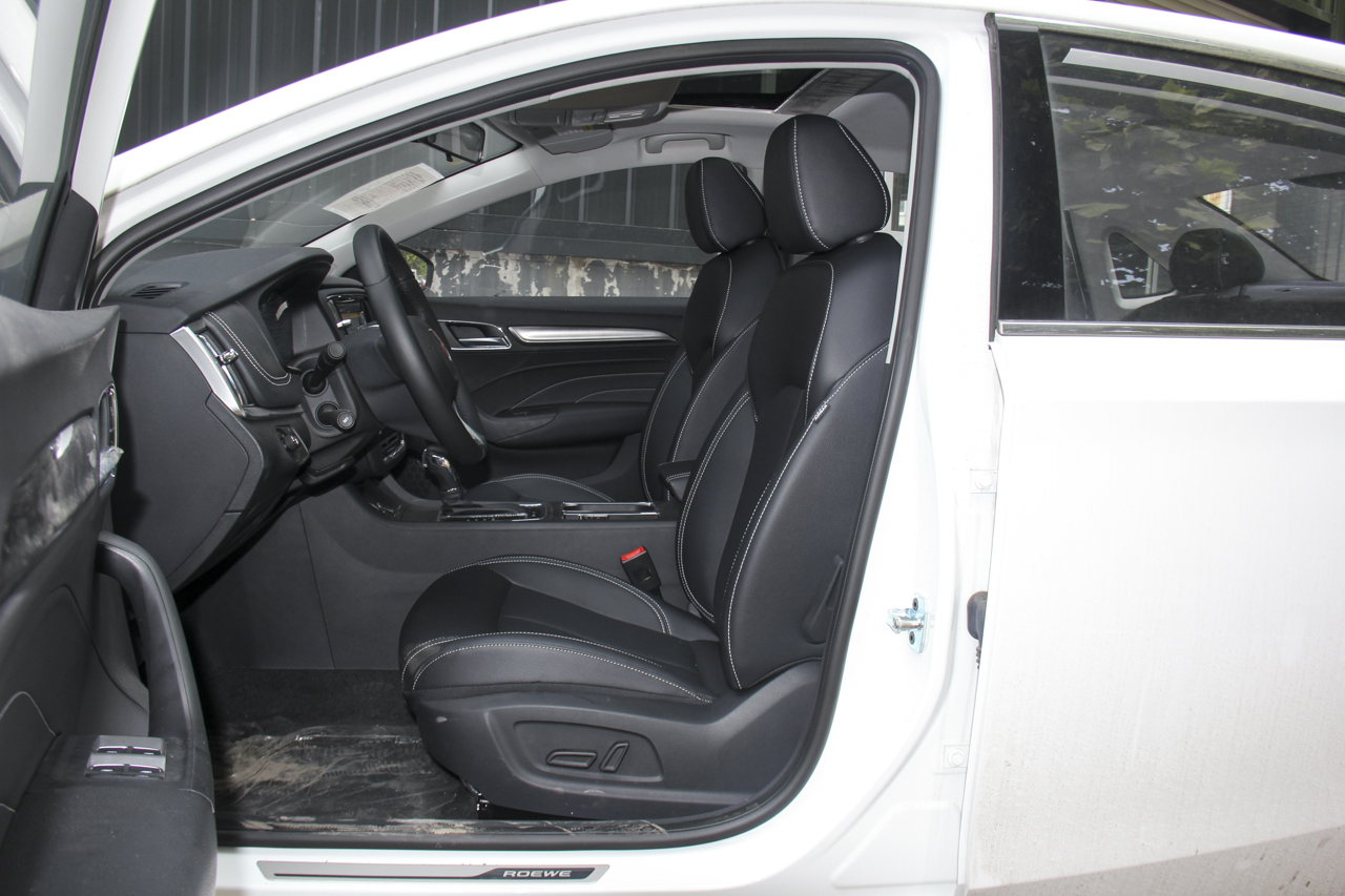 2018款荣威i6 1.5T自动旗舰版20T