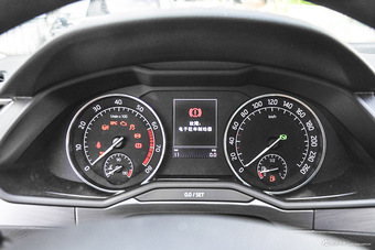 2016款速派 1.4T 自动创行版 鎏光金