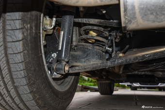 2016款瑞虎3 1.6L自动尊尚版