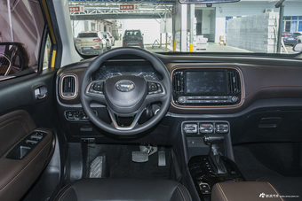 2017款传祺GS3 200T 1.3T自动尊贵版