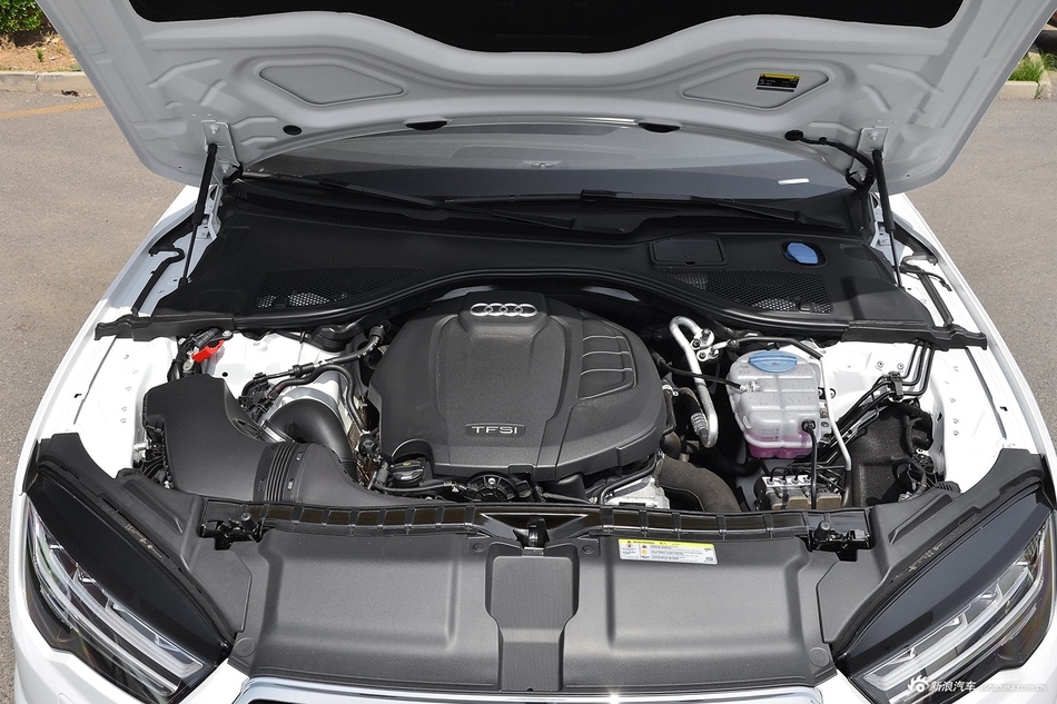 2017款奥迪A7 2.0T自动40TFSI quattro技术型