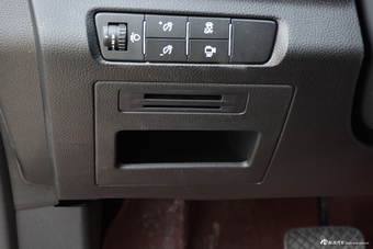 2017款宝骏560 1.5T DCT旗舰型