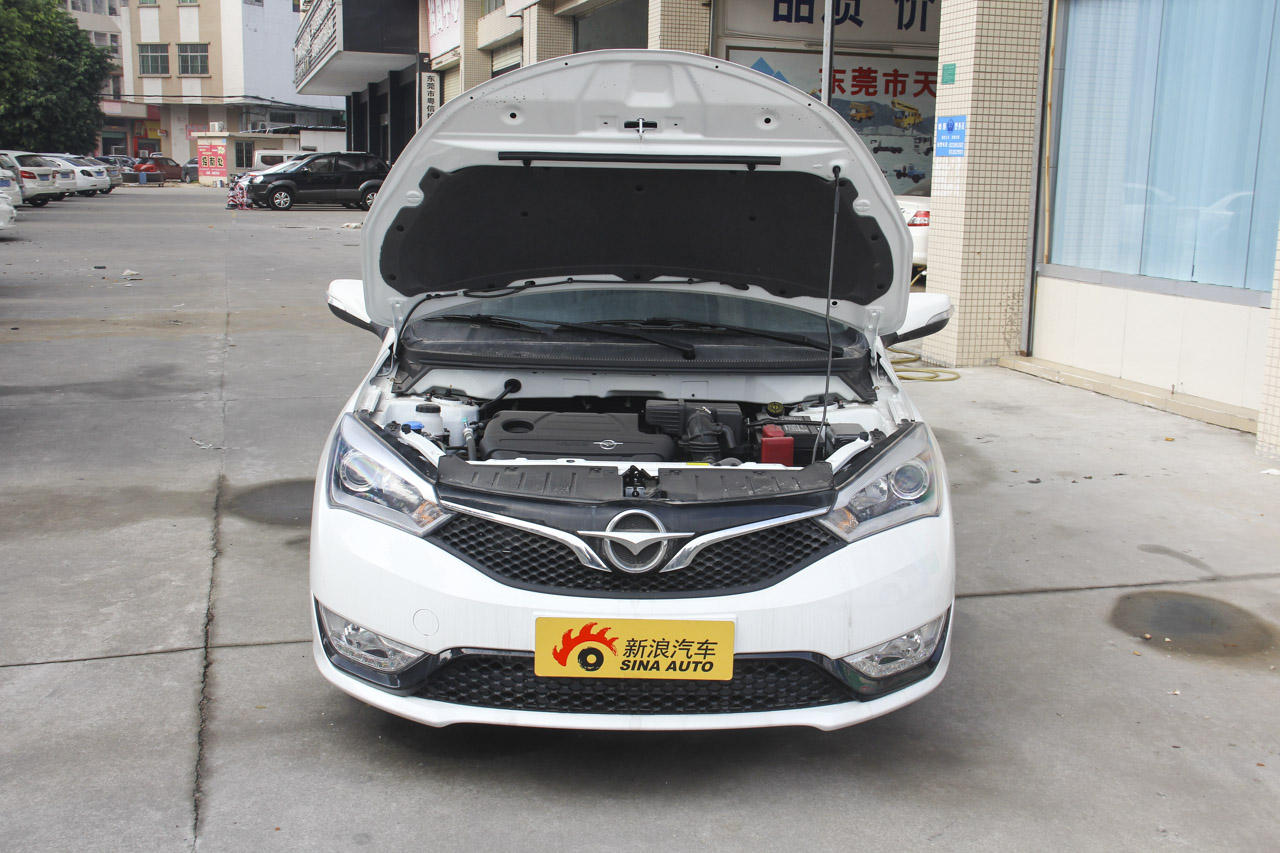 2016款海马M3 1.5L手动智能舒适型图片