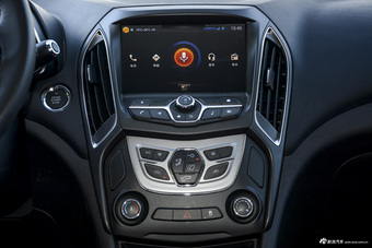 2017款艾瑞泽5 SPORT 1.5T自动尊贵版