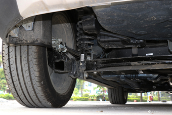 2018款吉利远景S1 1.5L手动锋驰型