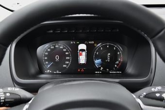 2018款沃尔沃XC90升级版 2.0T自动 T6智雅版