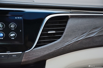 2017款GL8 2.0T自动 Avenir