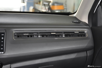 2017款缤智1.8L自动CVT四驱旗舰型