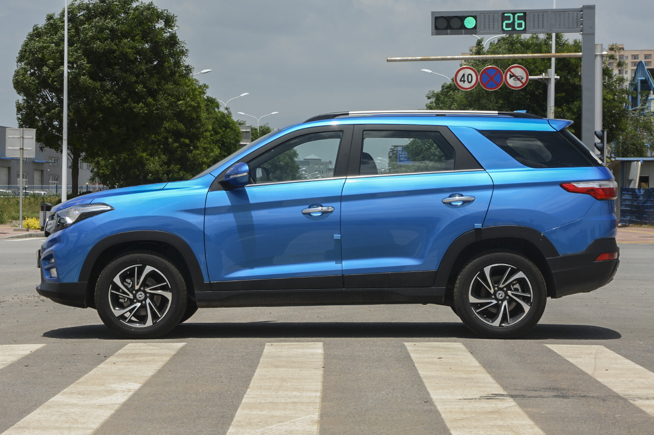  2018款风光S560 1.8L手动豪华型