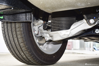 2015款沃尔沃XC90 2.0T自动 T6智雅版7座