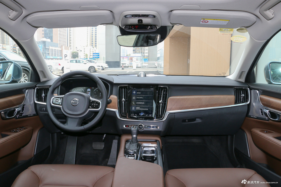 2019款沃尔沃S90 2.0T自动T5智雅版