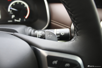 2018款WEY VV6 2.0T自动两驱旗舰型