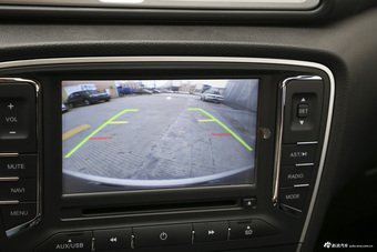 2016款骏派D60 1.8L自动尊贵型