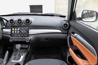 2017款凯翼X3 1.6L自动发烧友版