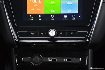 2019款荣威i5 1.5L手动4G互联朗越版