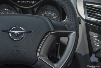 2015款海马S5 1.6L手动豪华型天窗版