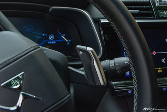 2018款DS 7 1.6T自动歌剧院版45THP