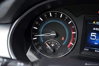 2017款哈弗H2 1.5T自动两驱尊贵型蓝标