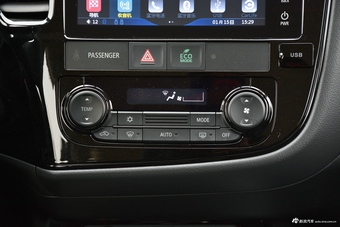 2018款欧蓝德2.0L自动两驱风尚版5座