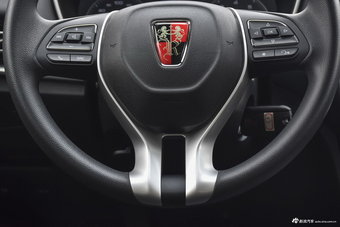 2018款荣威RX3 1.6L手动旗舰版