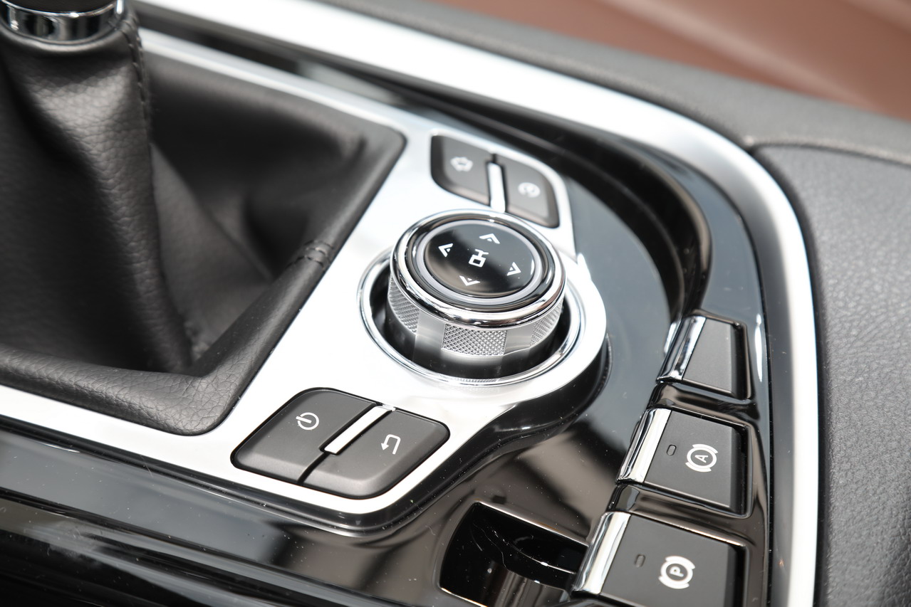 2018款君马SEEK 5 1.5T手动领智版