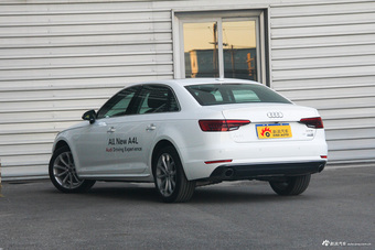 2017款奥迪A4L 2.0T自动45TFSI quattro运动型